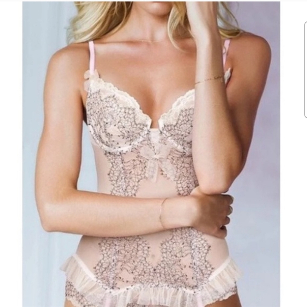 Victoria’s Secret Lace Bustier Corset Garter Lingerie Pink Black 36C NWT